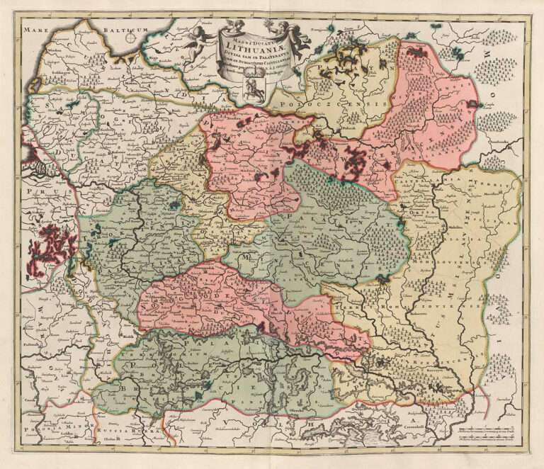 Cover: 55 cm x 35.7 cm Page: 54 cm x 34.2 cm